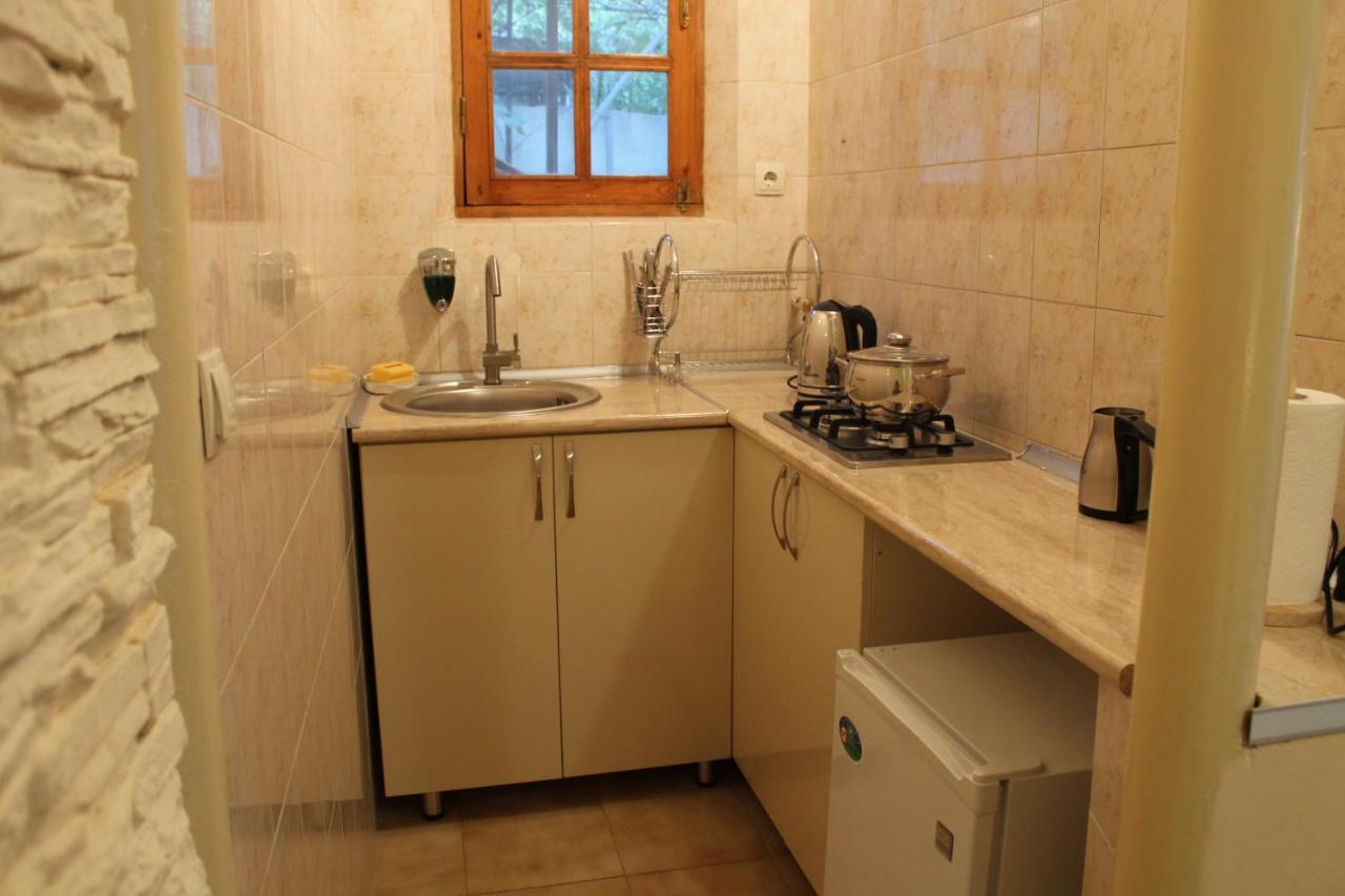 House 41 Bed & Breakfast Тбилиси Екстериор снимка