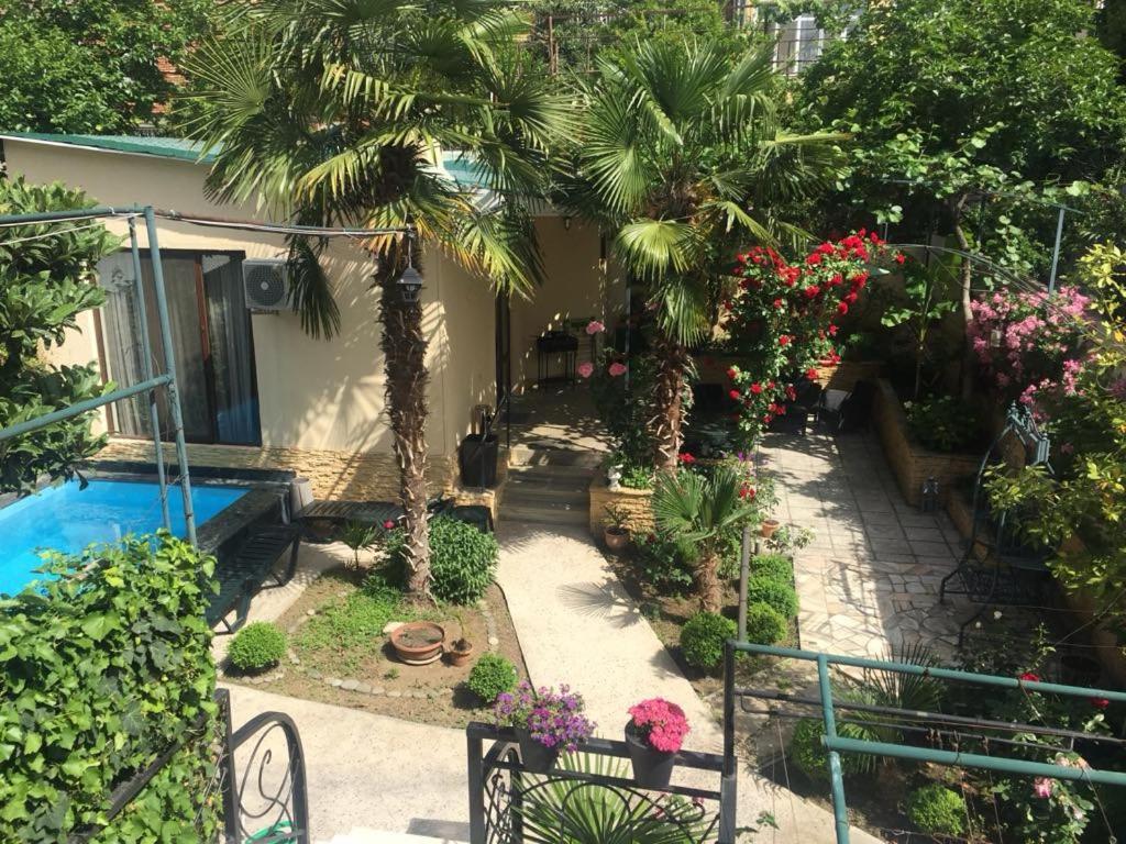 House 41 Bed & Breakfast Тбилиси Екстериор снимка