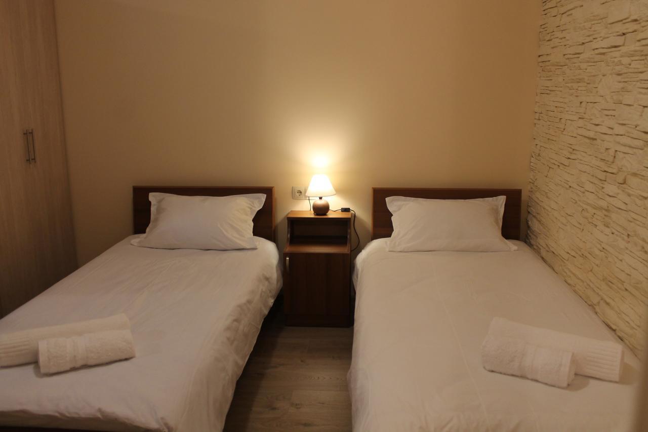 House 41 Bed & Breakfast Тбилиси Екстериор снимка