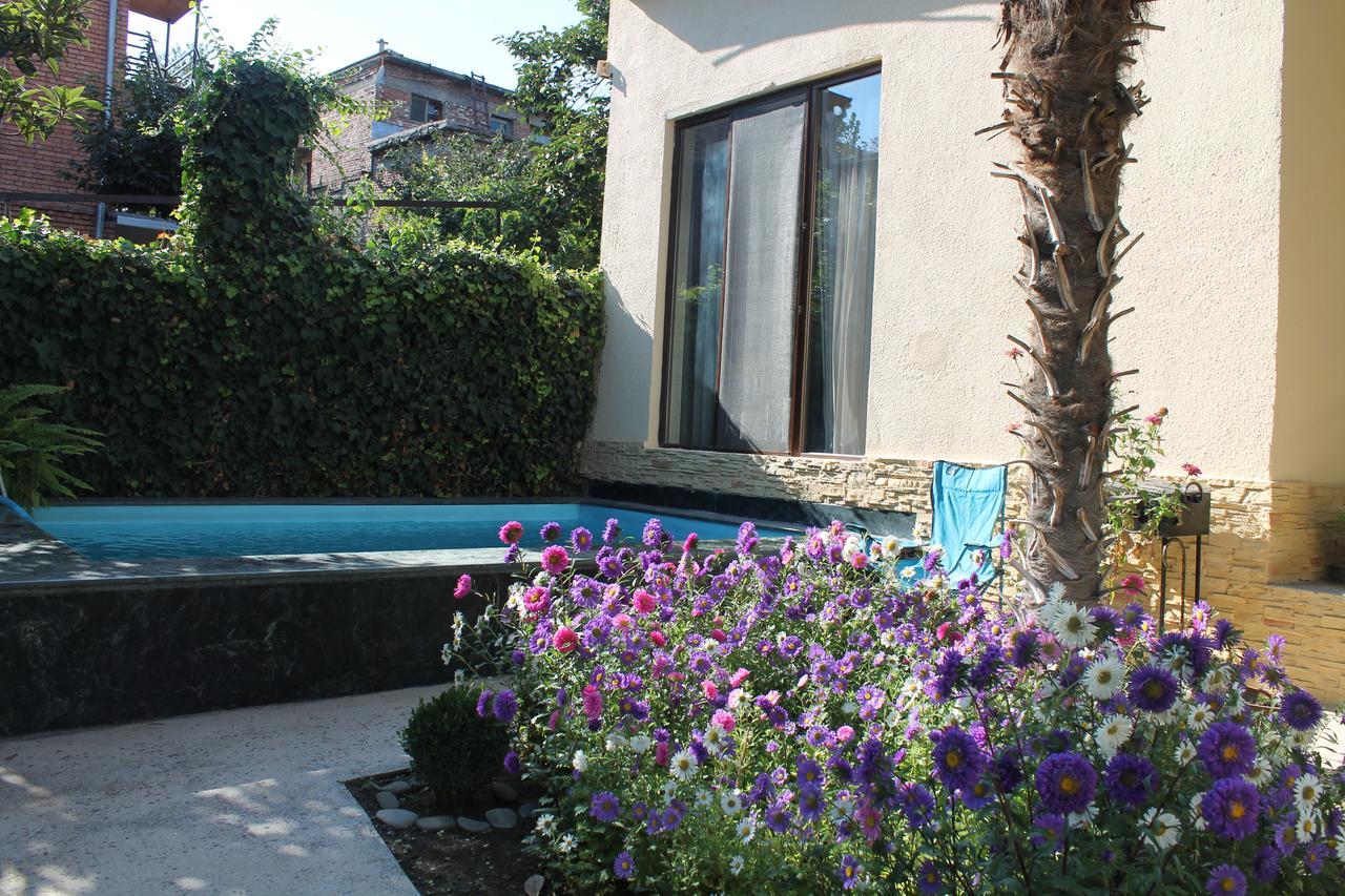 House 41 Bed & Breakfast Тбилиси Екстериор снимка