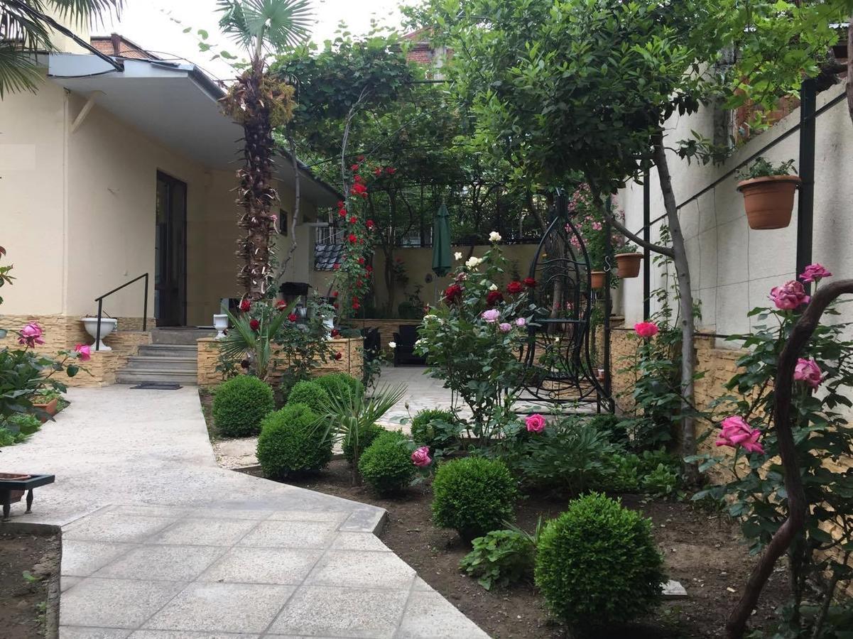 House 41 Bed & Breakfast Тбилиси Екстериор снимка