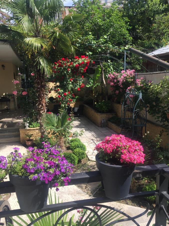 House 41 Bed & Breakfast Тбилиси Екстериор снимка